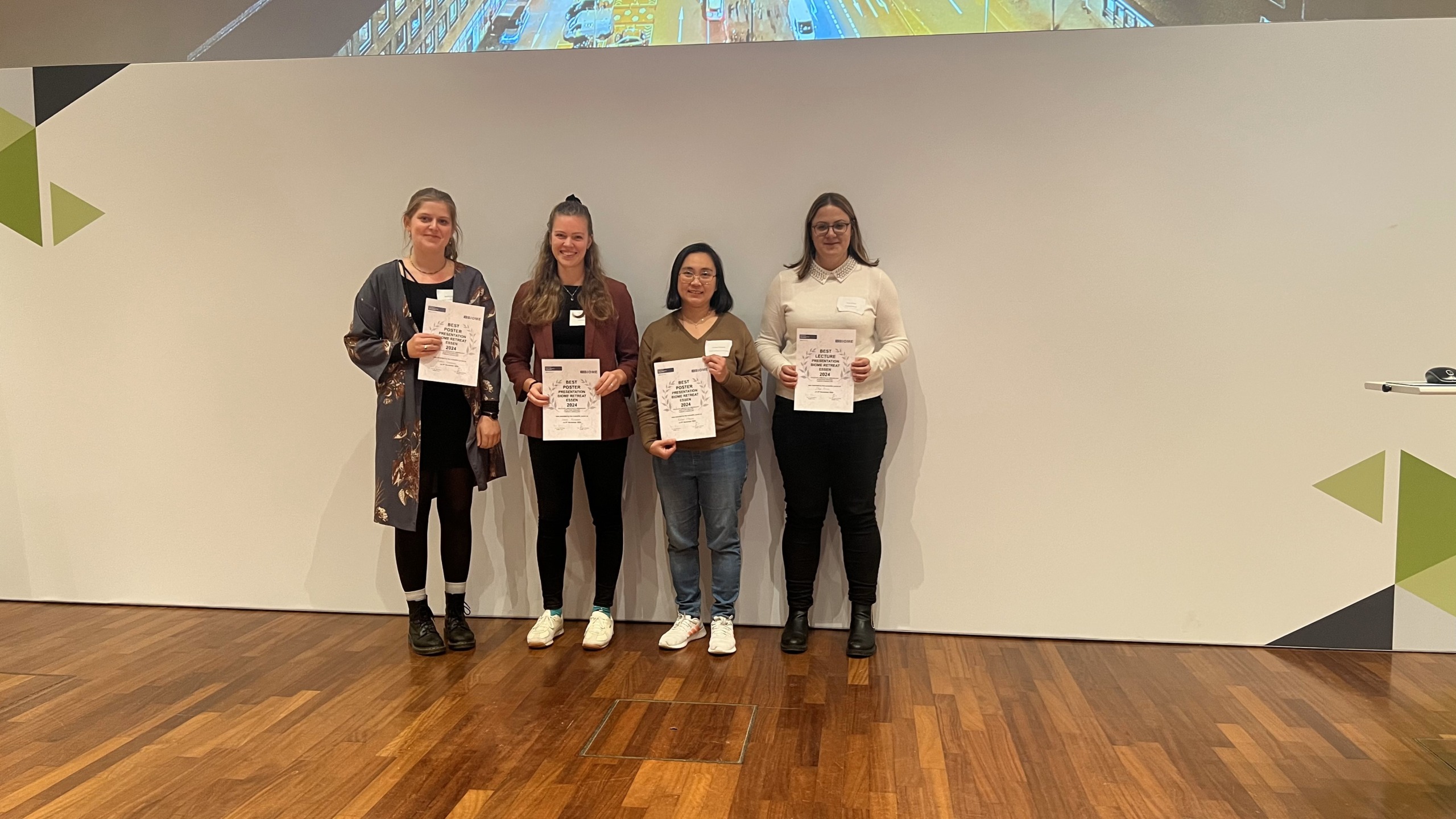 Posterpreis für Nadine Gausmann (AG Molekulare Infektionsimmunologie) der BioMe Graduiertenschule der Universität Duisburg-Essen - Titelbild